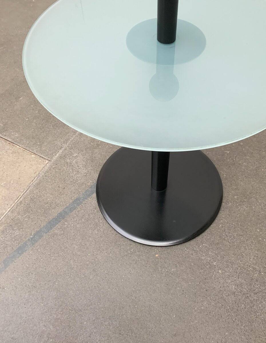 Postmodern vintage side table from Ikea.