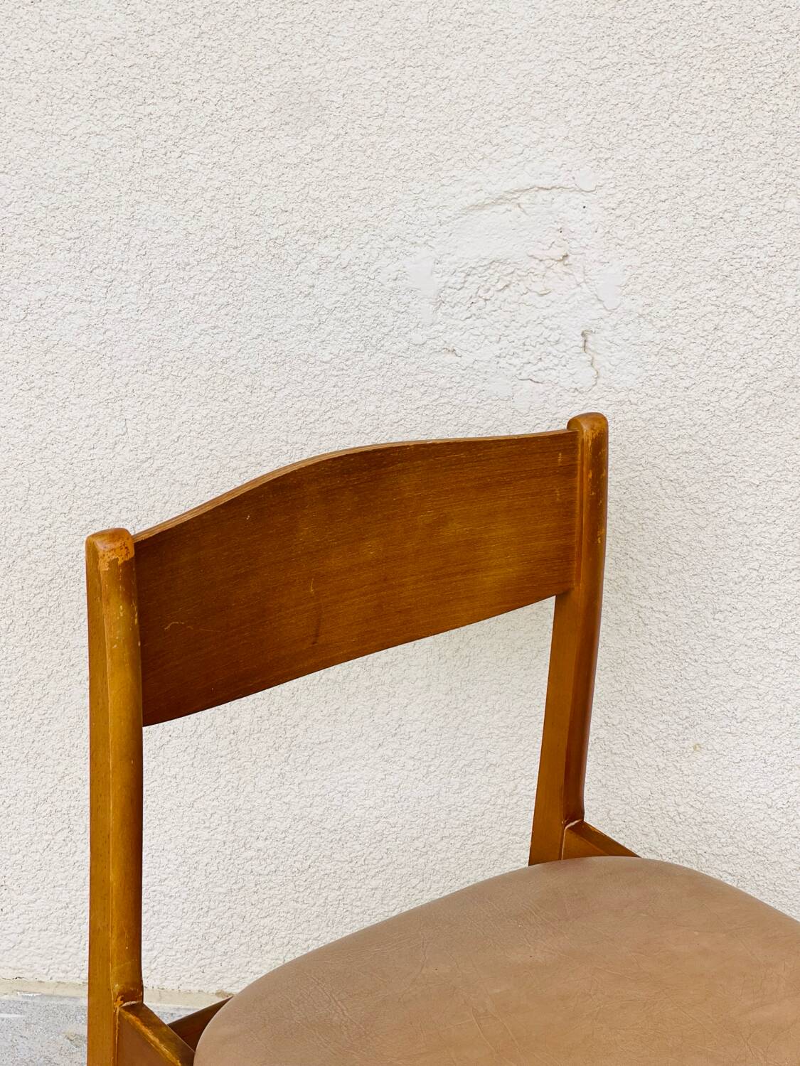 2 vintage chairs from the 1960s