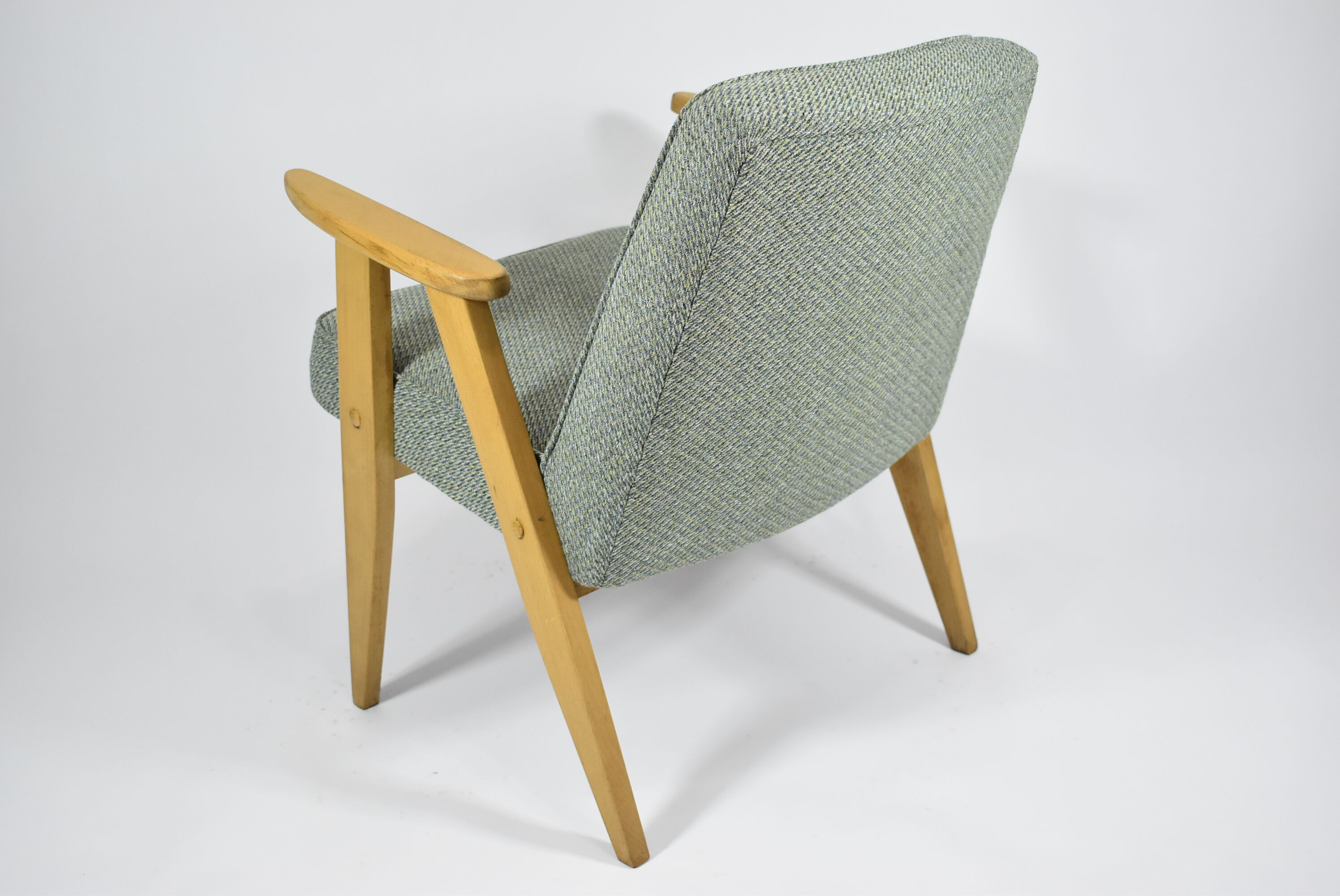 Vintage original armchair model 366, J.Chierowski, Poland, 1960s, green fabric