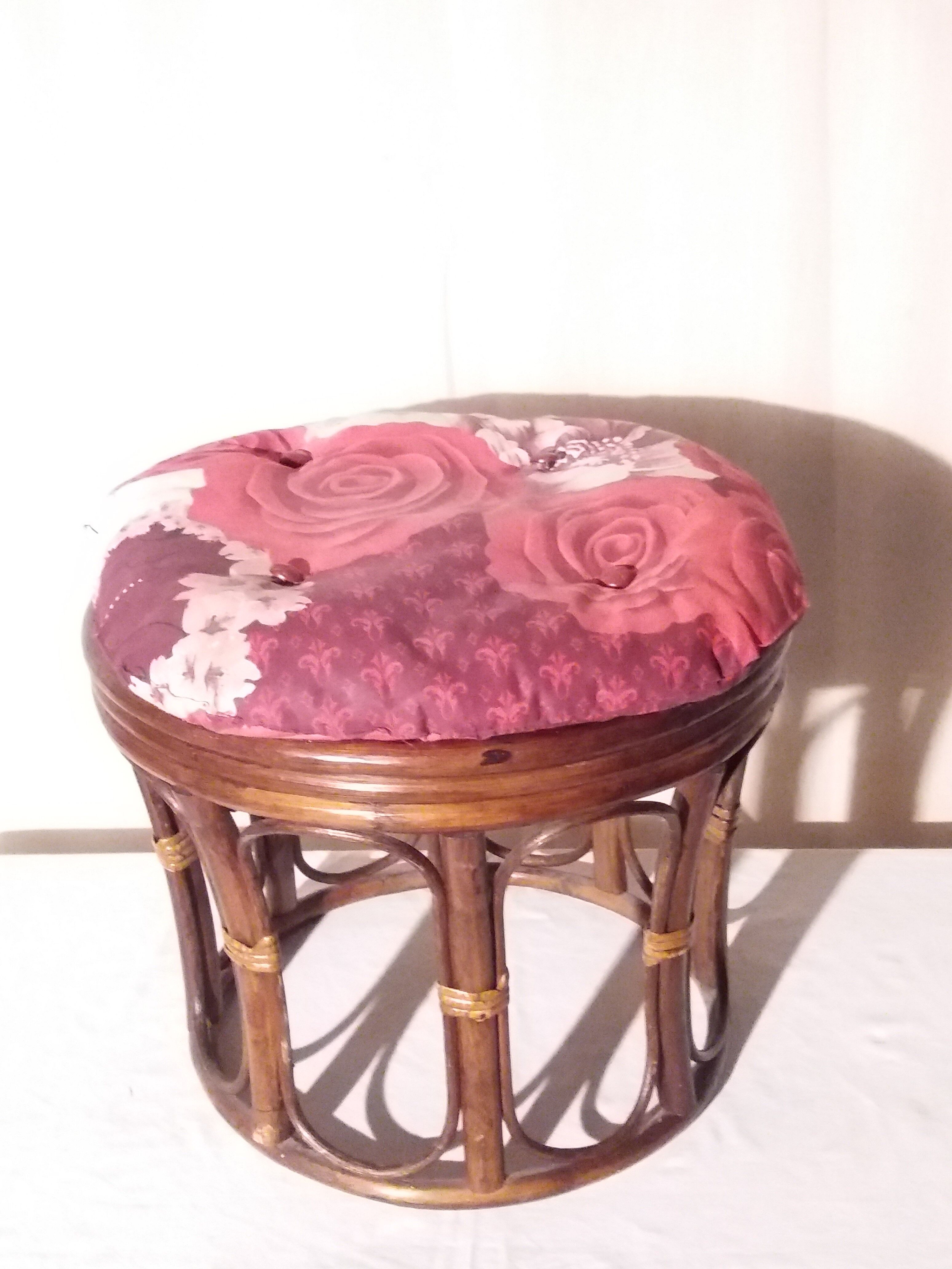 Vintage stool in rattan