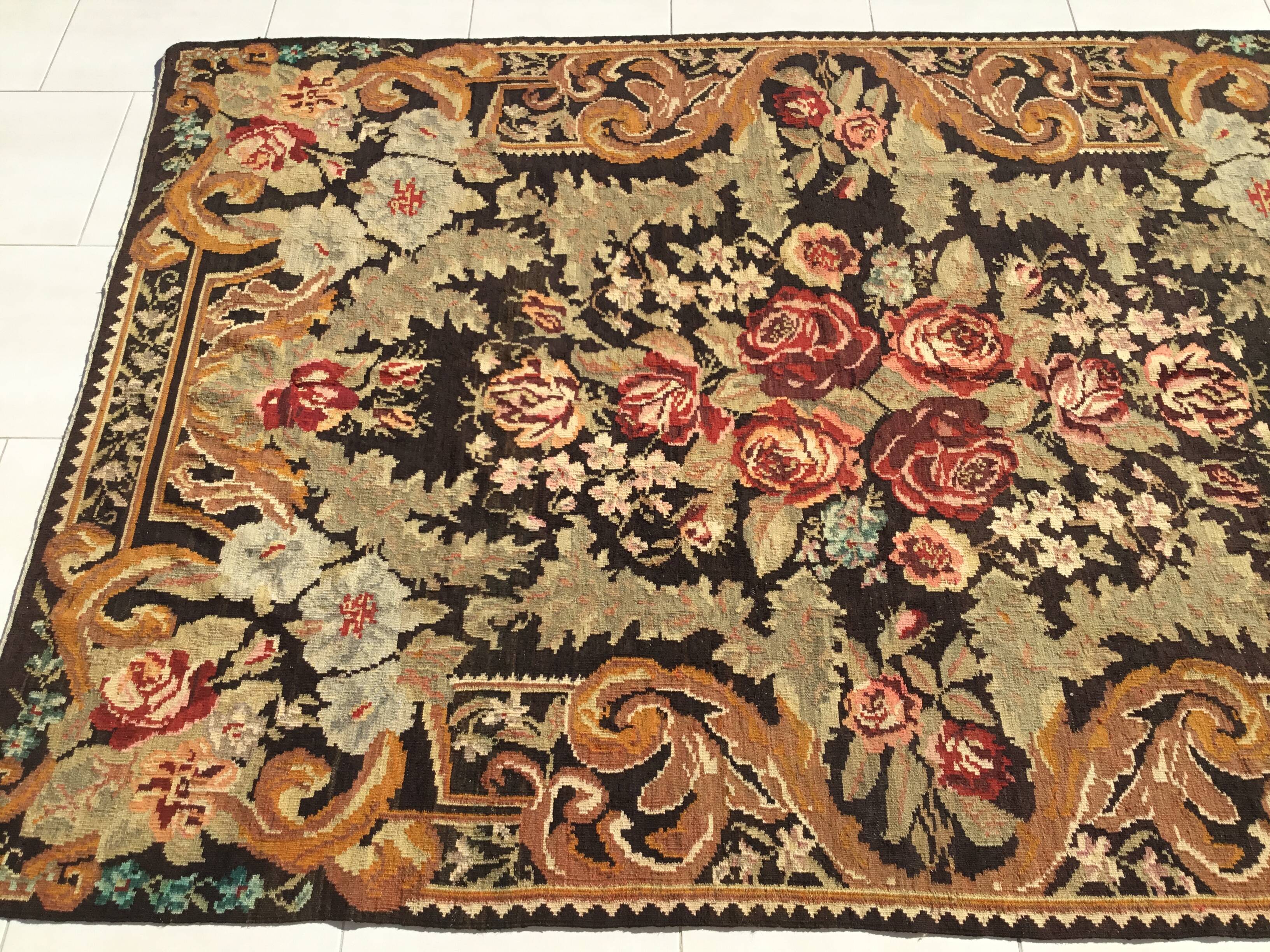 Moldovan kilim carpet