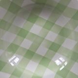Assiette à carreaux vert pâle