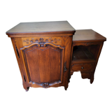 Table with singer sewing machine