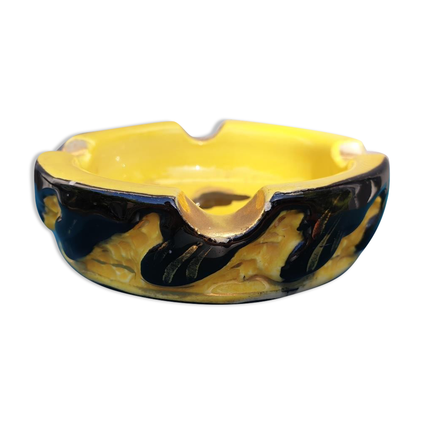 Ashtray yellow and black abstract drawing Monte-Carlo