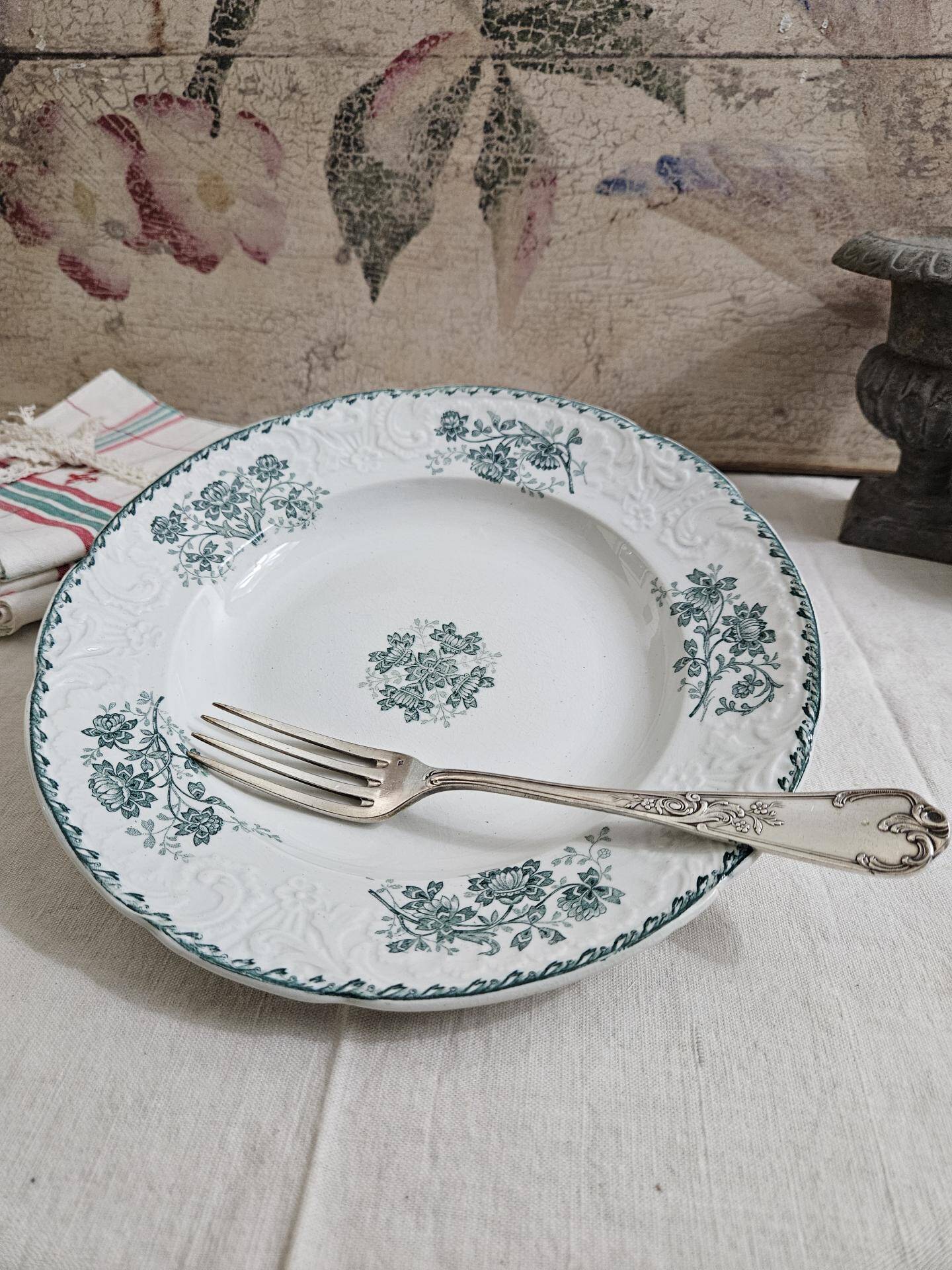 Terre de Fer soup plates