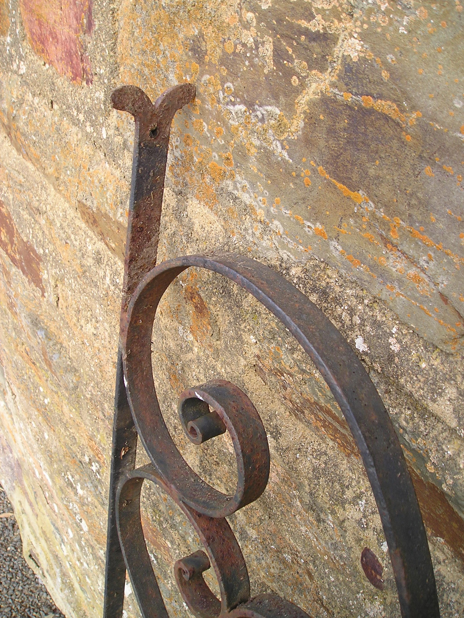 Grille de séparation en fer forgé