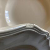 Set of 4 ivory Sarreguemines plates with gadroons