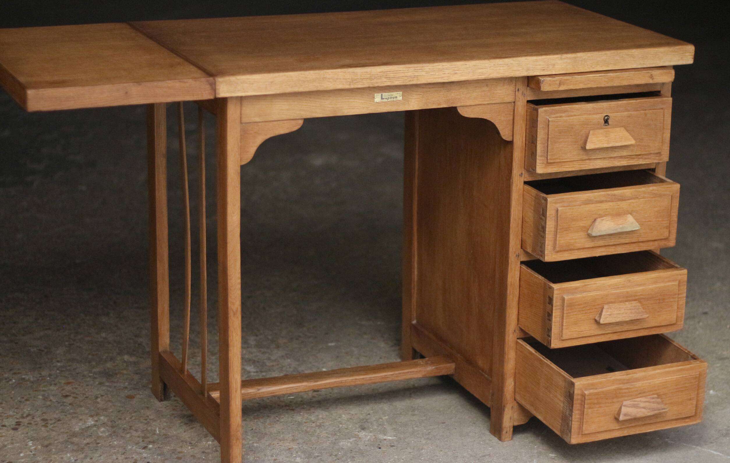 LACOUR oak desk. 1930s/1940s.