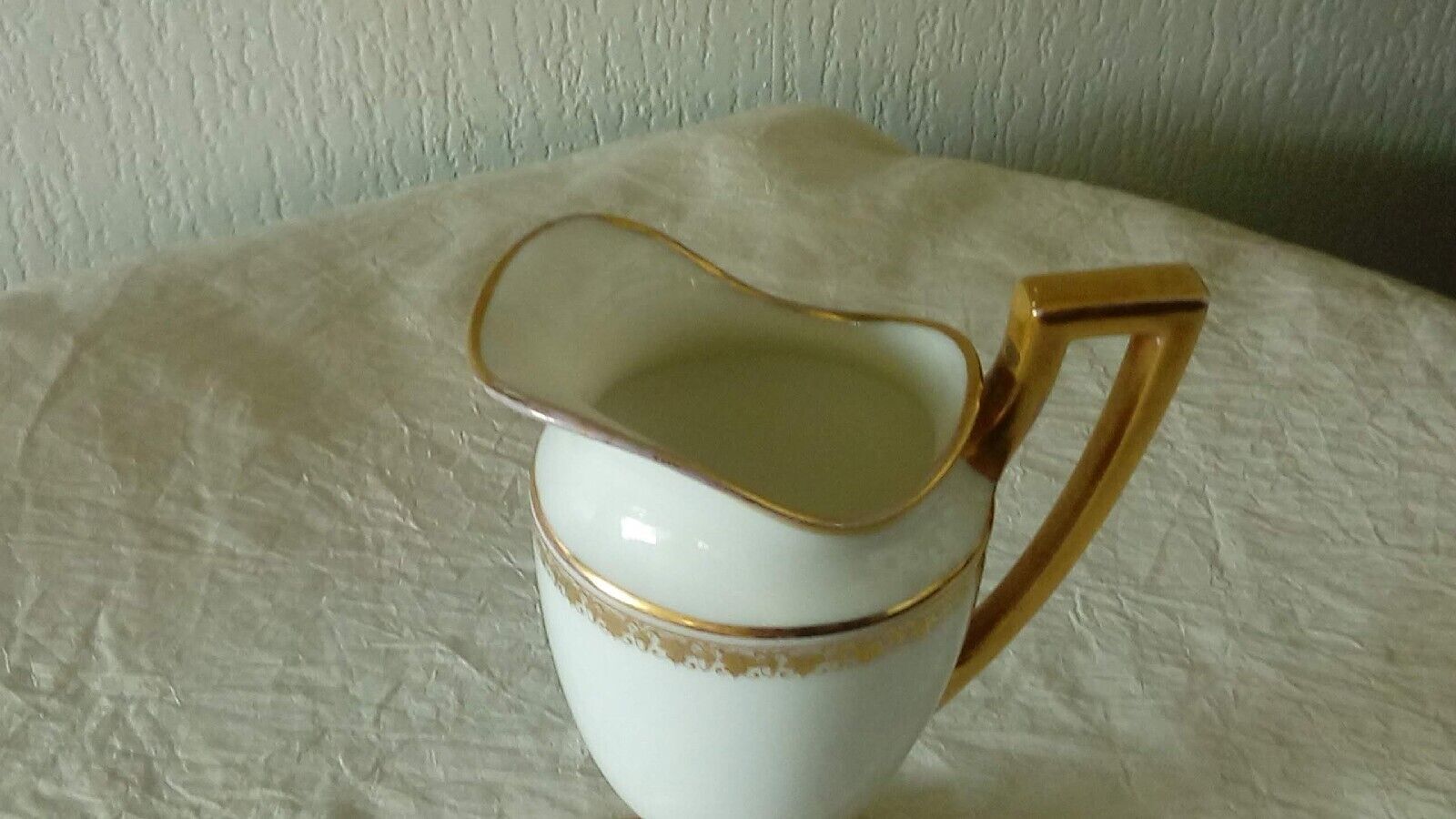 Pot à lait pichet en porcelaine de Limoges