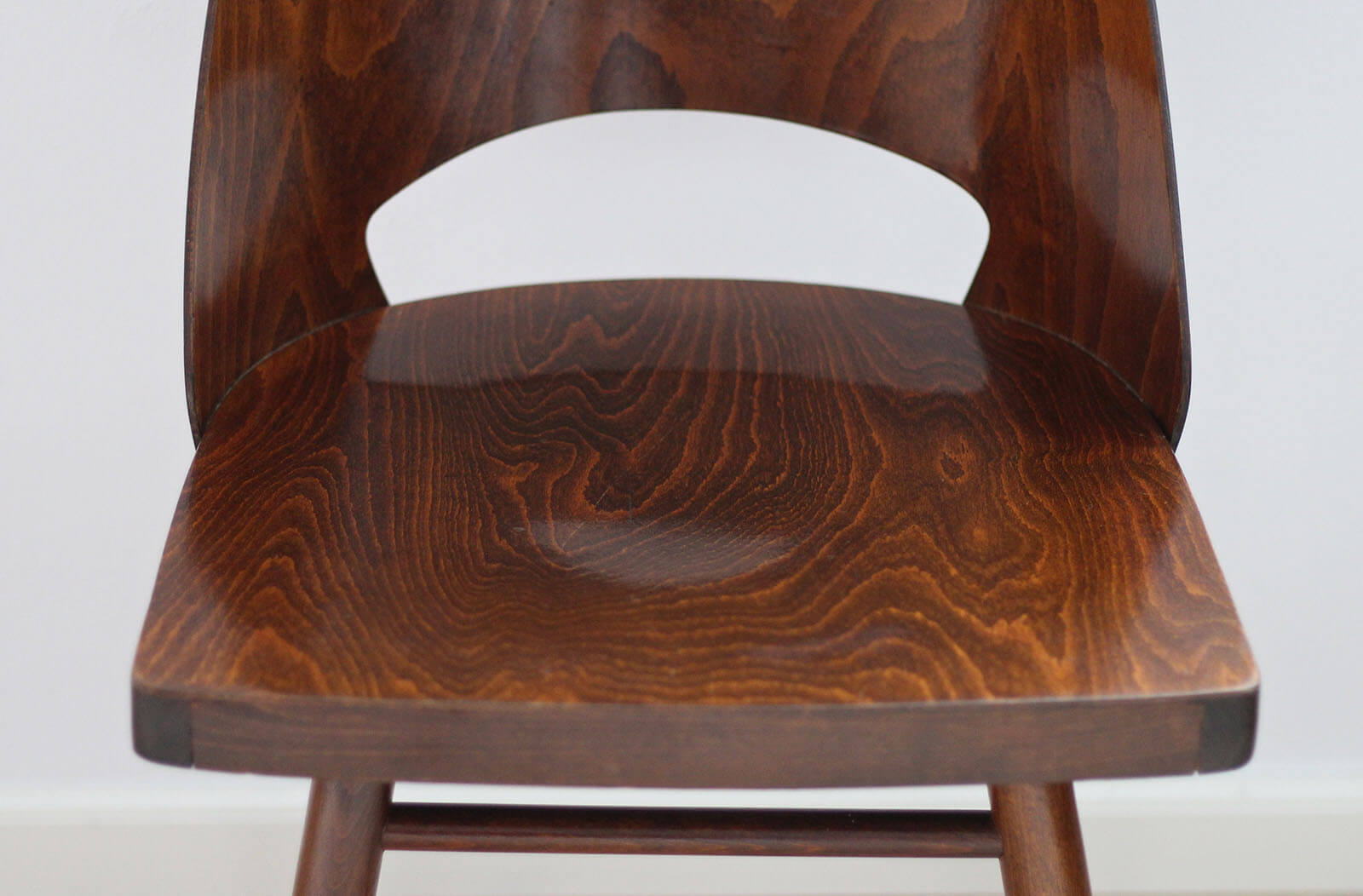 Set of 4 Dining Chairs by Radomir Hofman for TON, Model 514, Beech Veneer