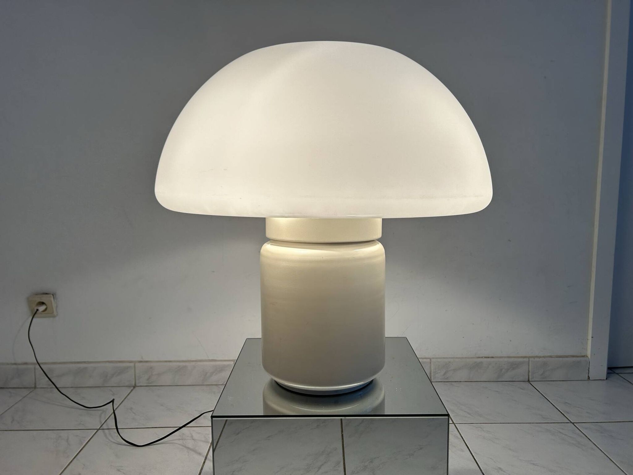 Vintage Martinelli Luce mushroom lamp model 625