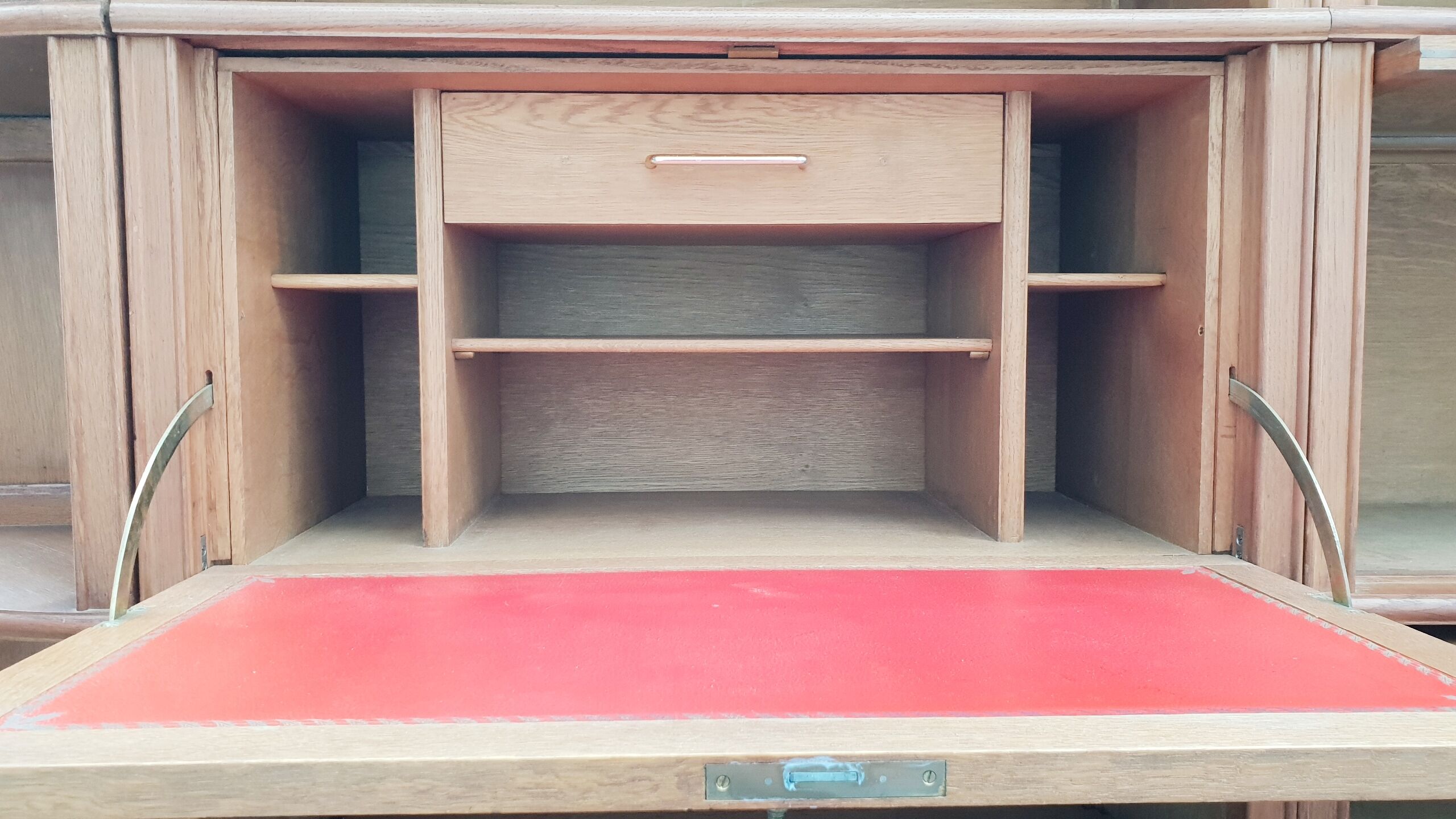 Vintage notary library