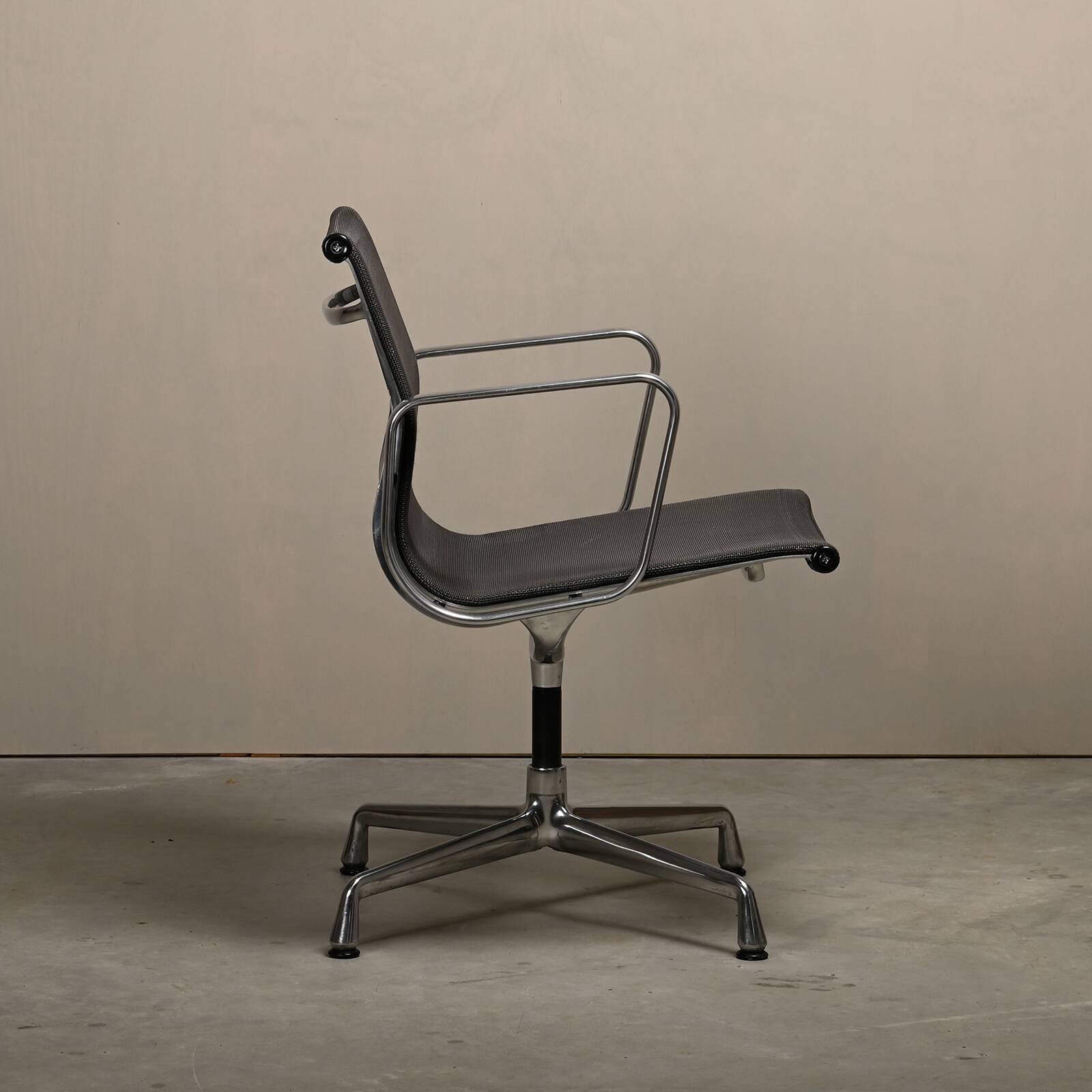 Multiple Eames Aluminum Group EA108 Dining Chairs Charcoal Netweave Mesh, Vitra