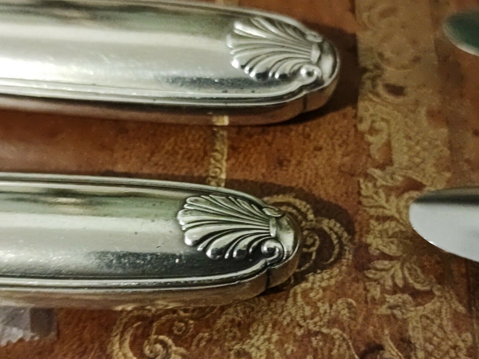 Set of 12 silver metal knives brand Alfénide with their case