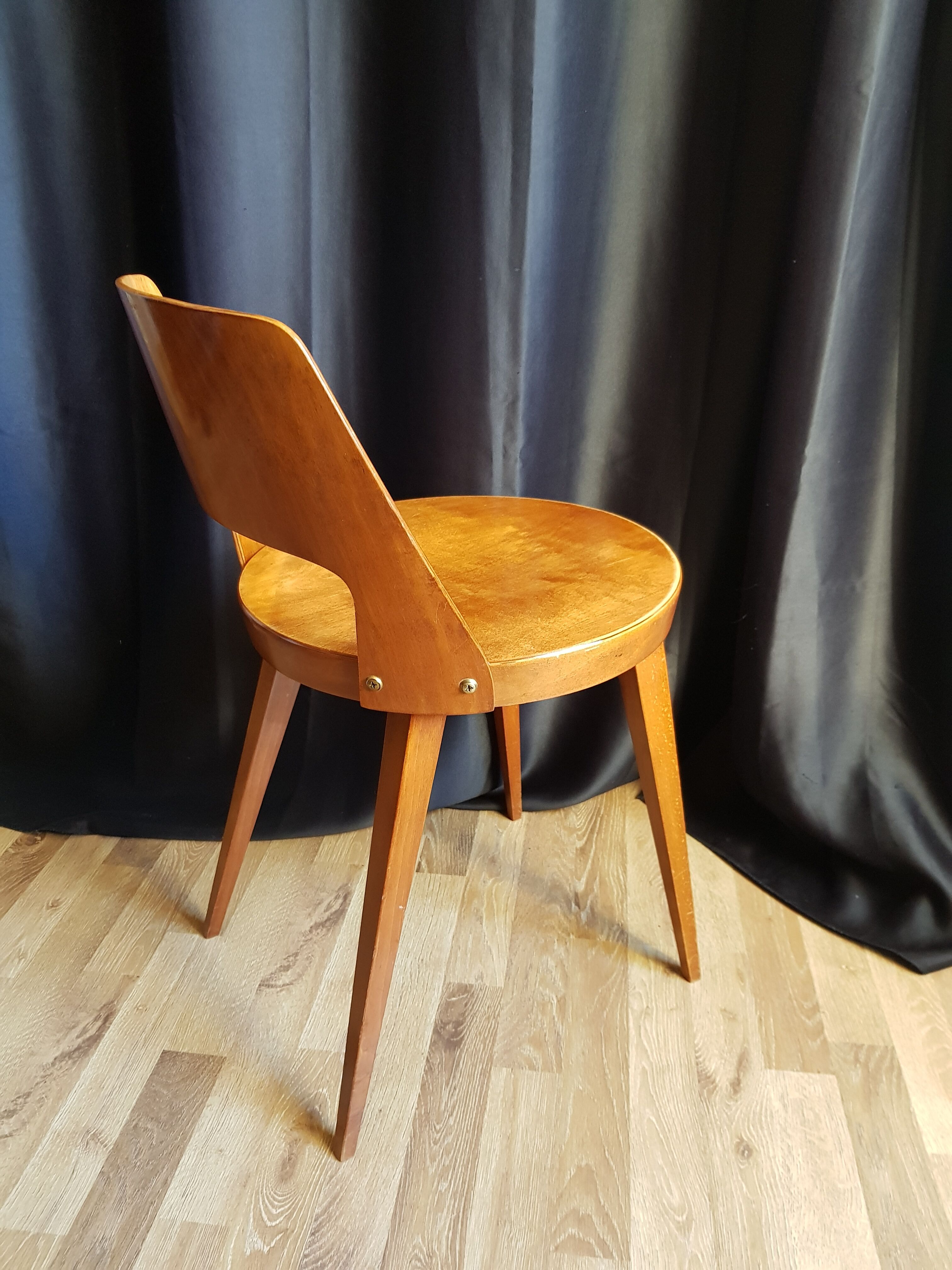 Mondor chair by Baumann