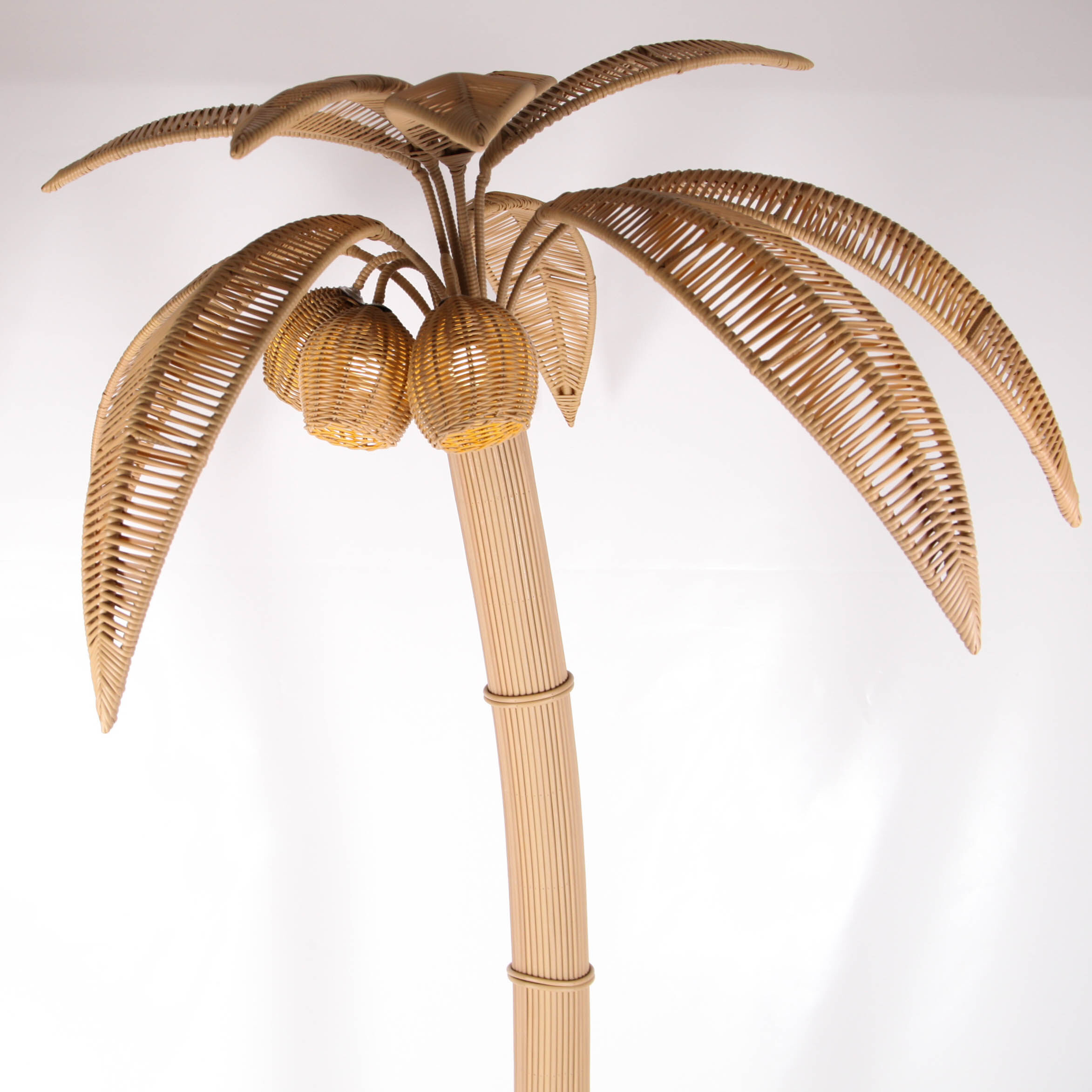 Synthetic rattan coconut tree floor lamp for outdoor use