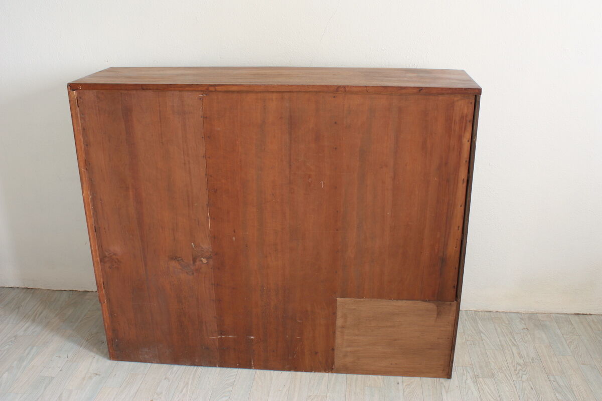 3-door low-door furniture