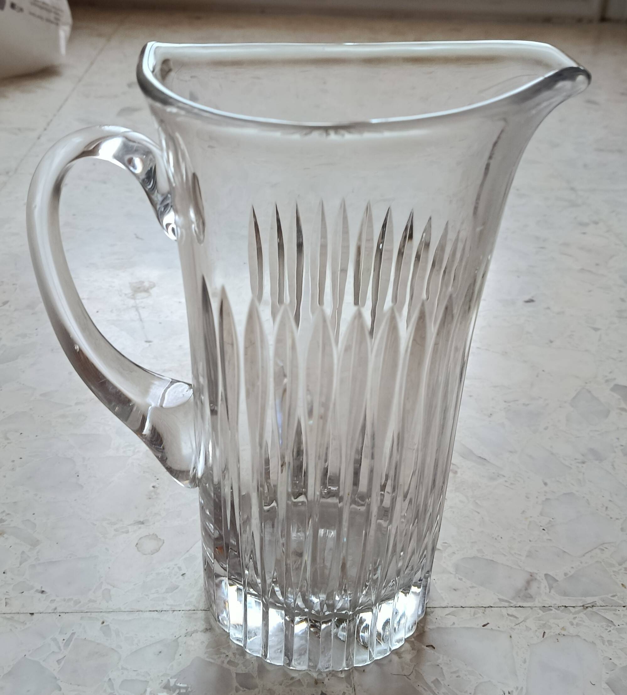 Crystal carafe grooves brand alexandre gelb foret en brie boussu belgium