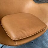 Restored Arne Jacobsen Egg armchair and ottoman for Fritz Hansen, 1960s