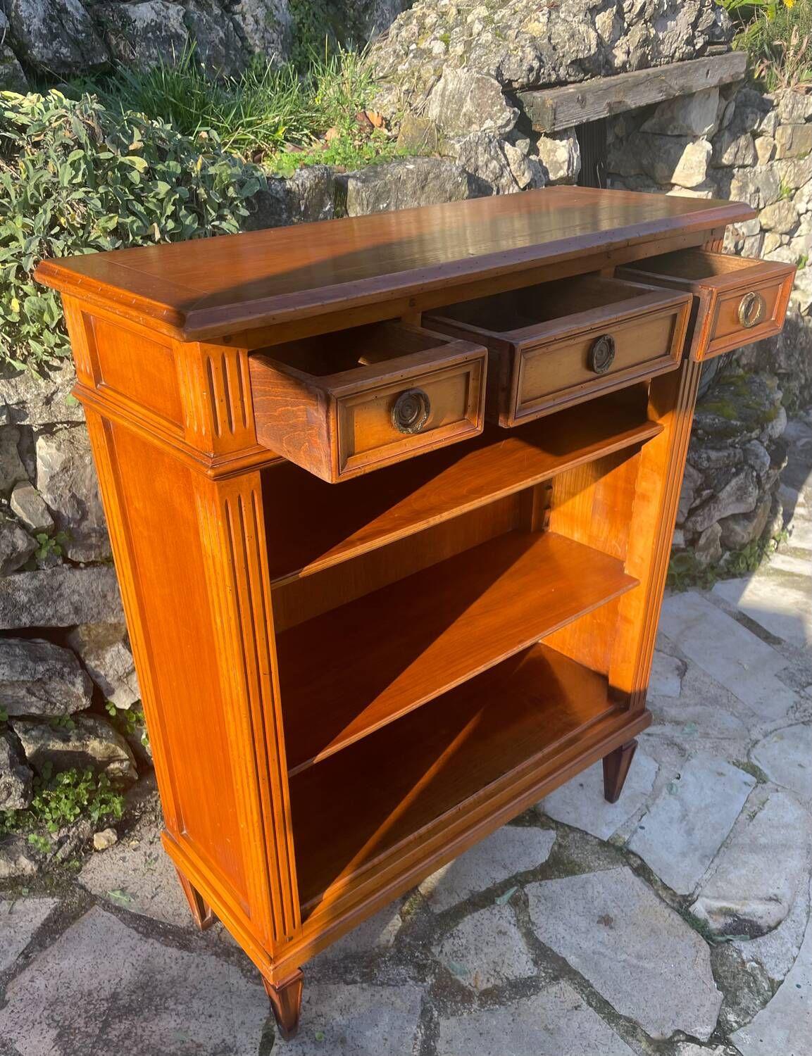 Louis XVI style solid wood bibus, 20th century period