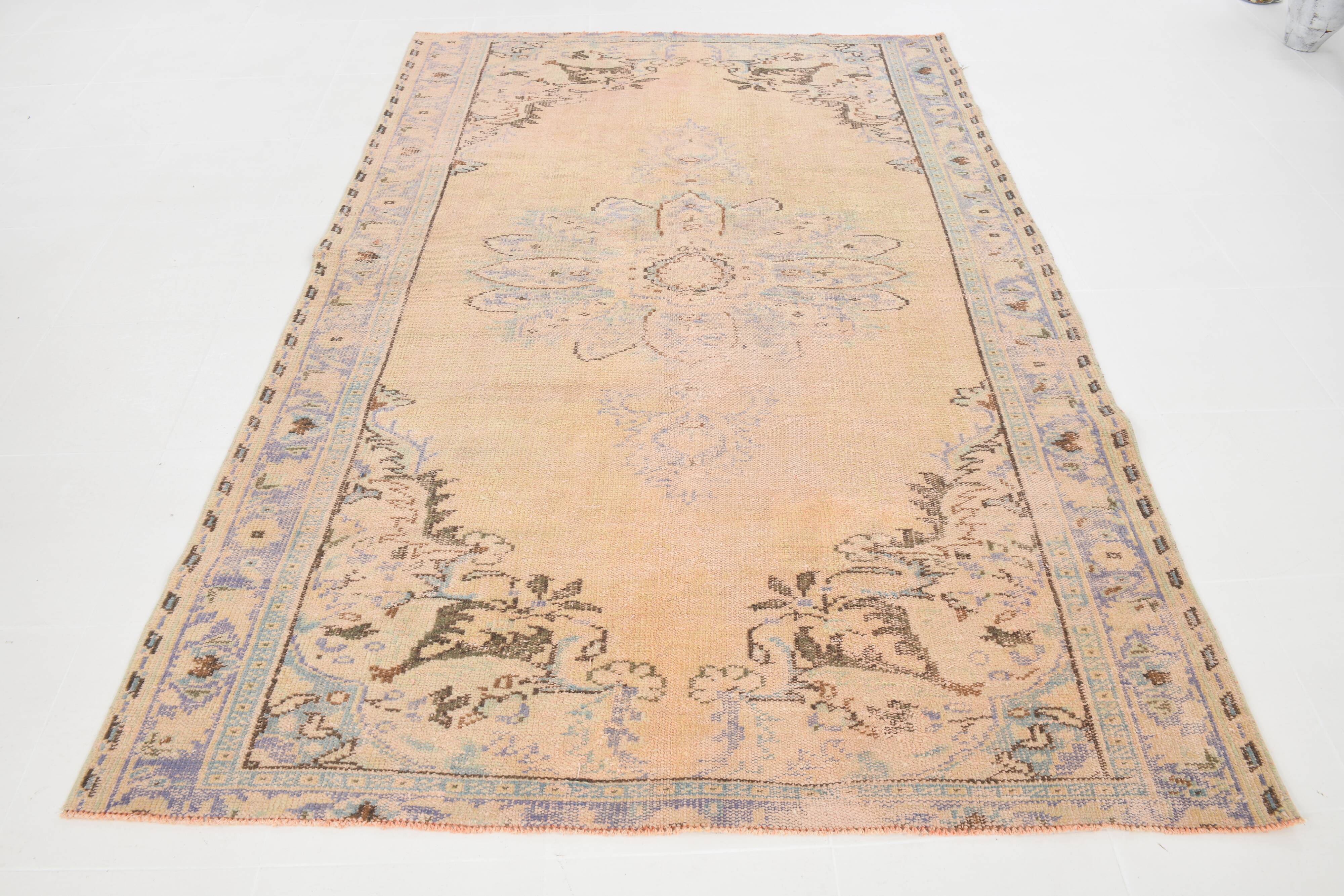 Tapis vintage beige, tapis turc vintage délavé par le soleil, tapis beige