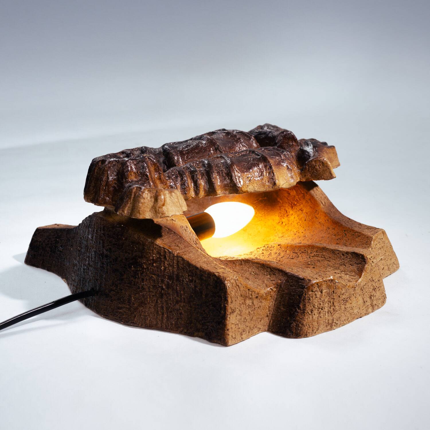 Brutalist ceramic Seahorse wall ight, 1970s