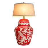 Lampe de style baroque / Céramiques siciliennes décorées / Décoration baroque sur fond rouge