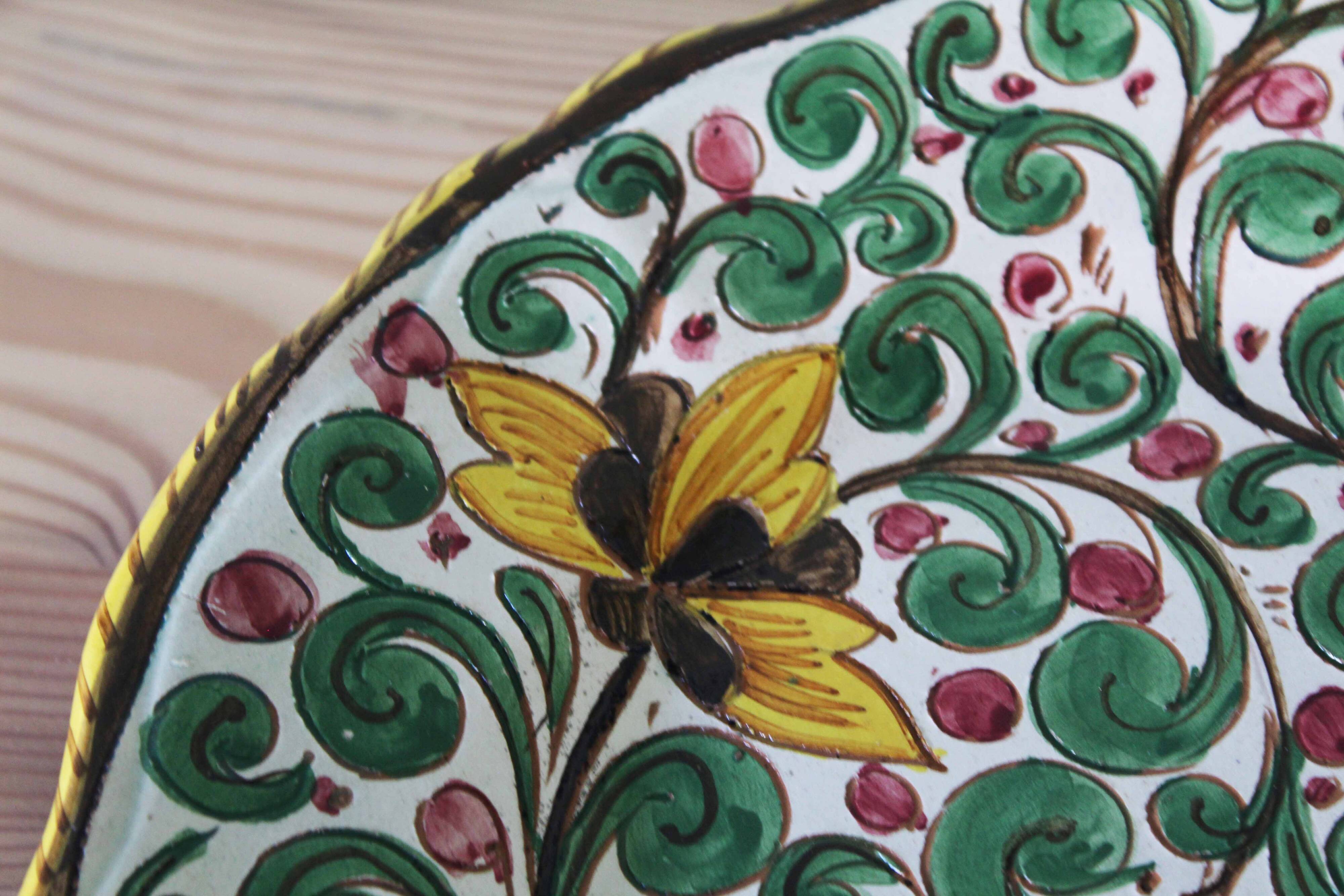 Decorative plate Deruta