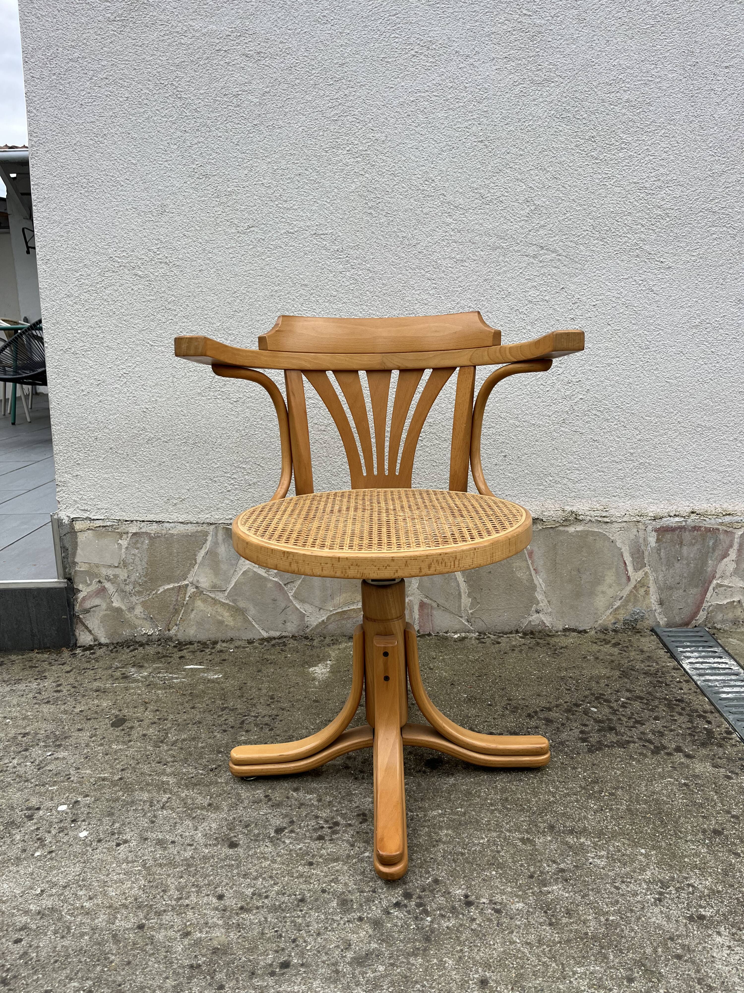 Vintage Thonet style swivel office chair – bent wood & cane