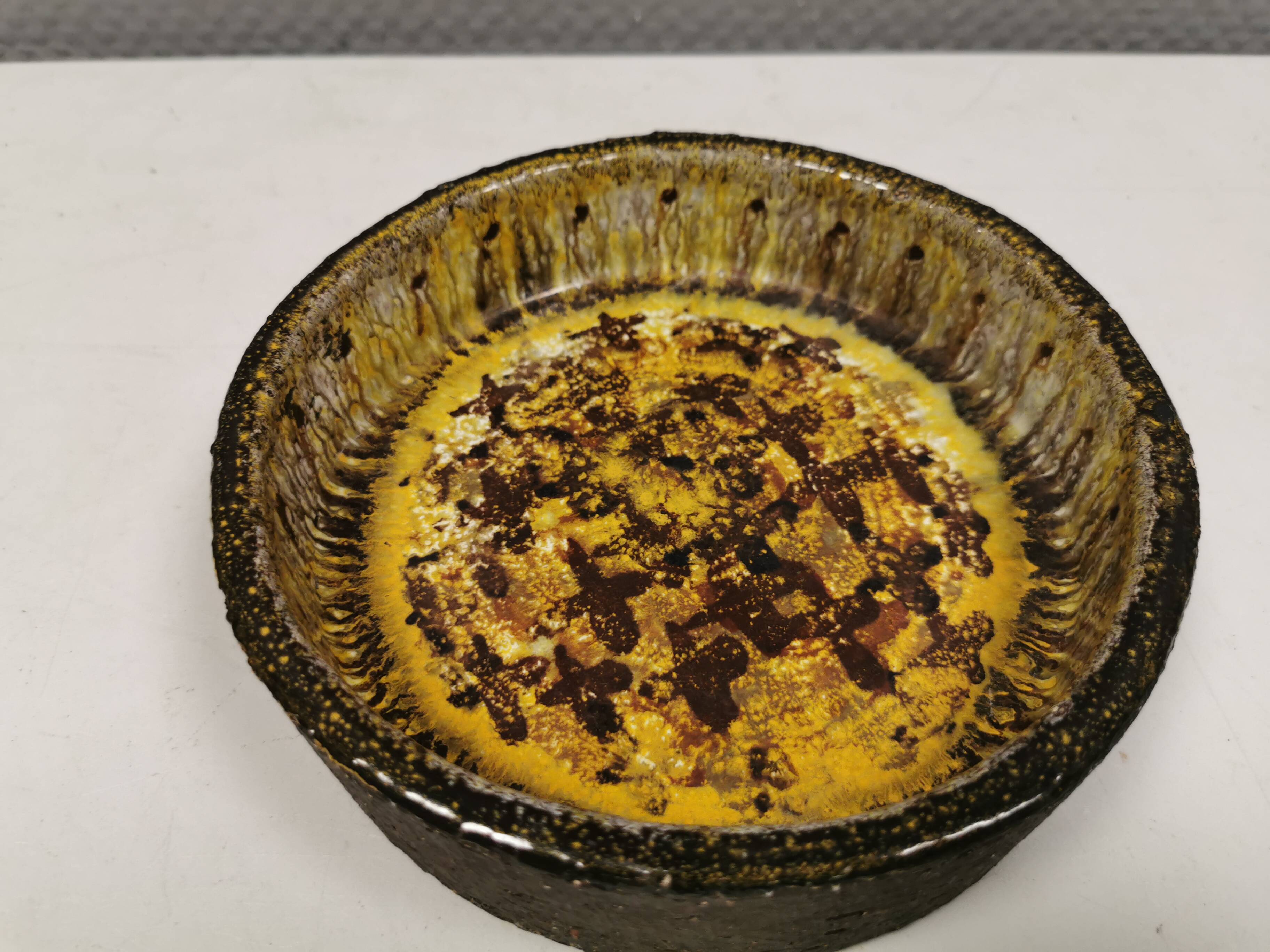 Ceramic ashtray/bowl, 1970-80s Denmark.