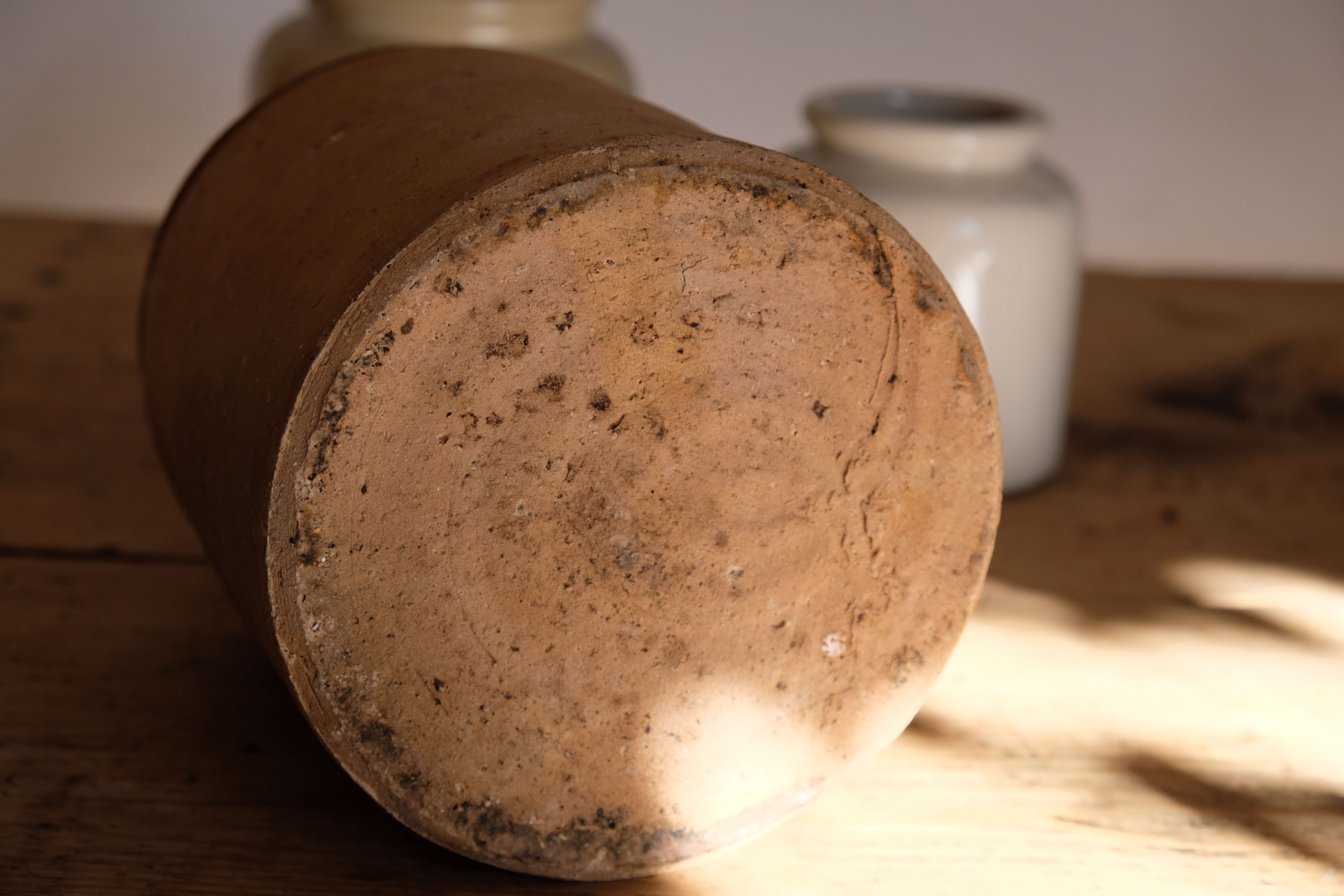 Old terracotta pot Provence XIX th