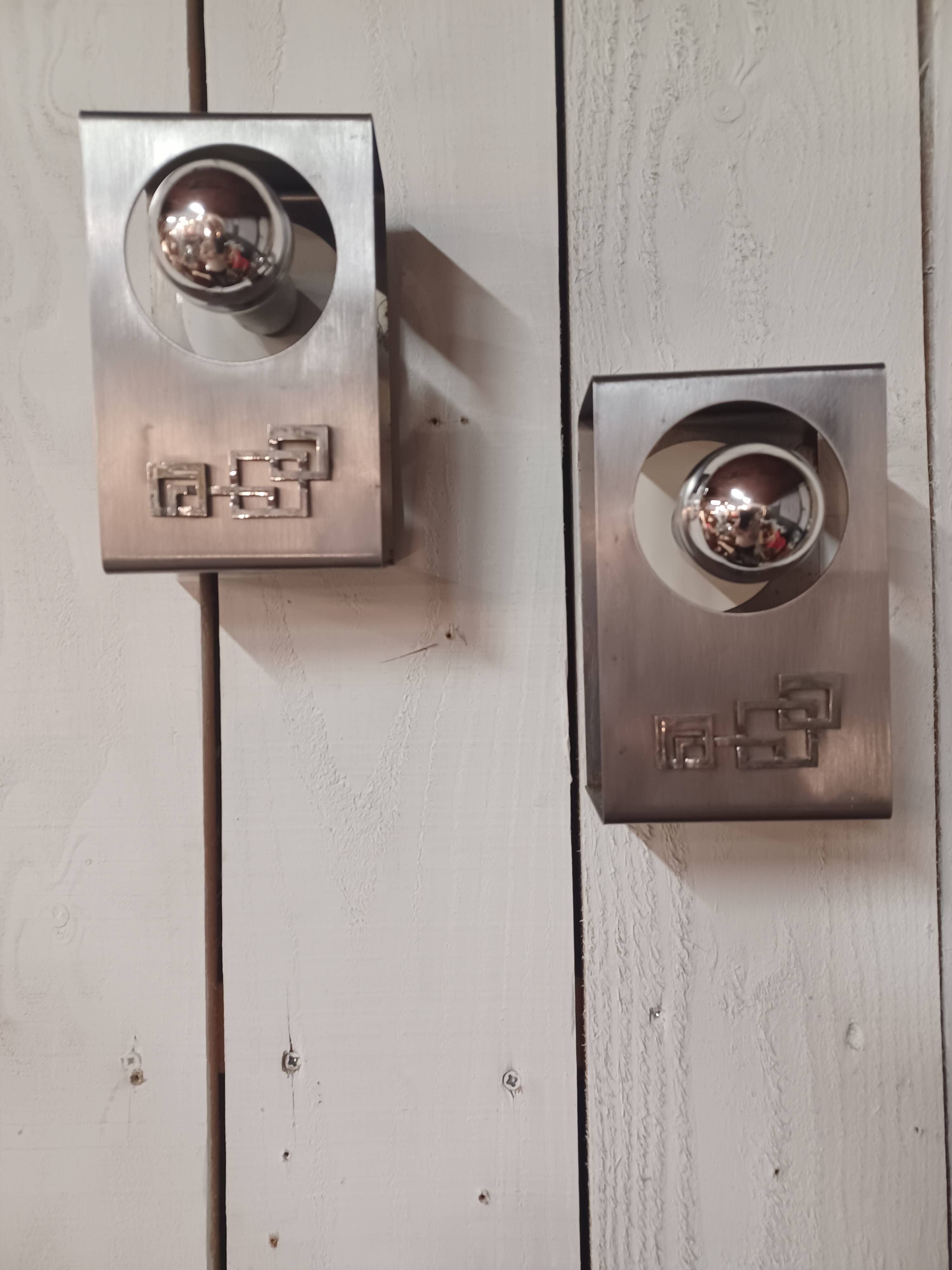 Pair of wall lights, 70'S