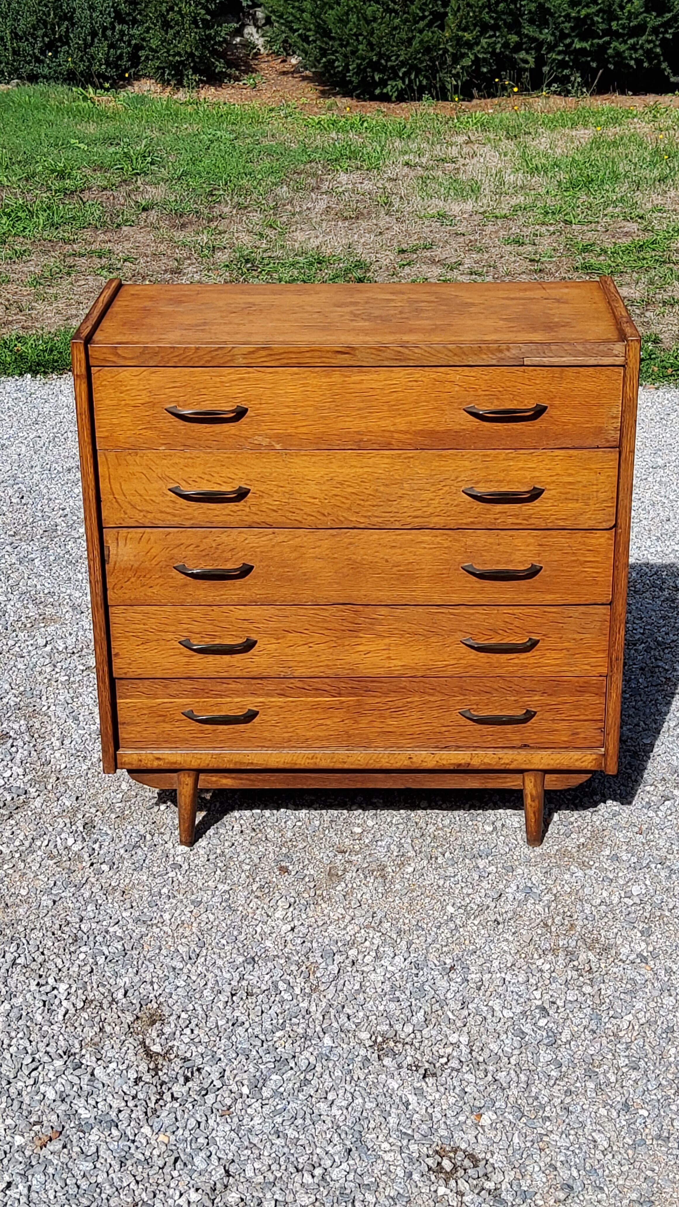 Chest of drawers of the 50s in golden blond oak 5 drawers conical feet