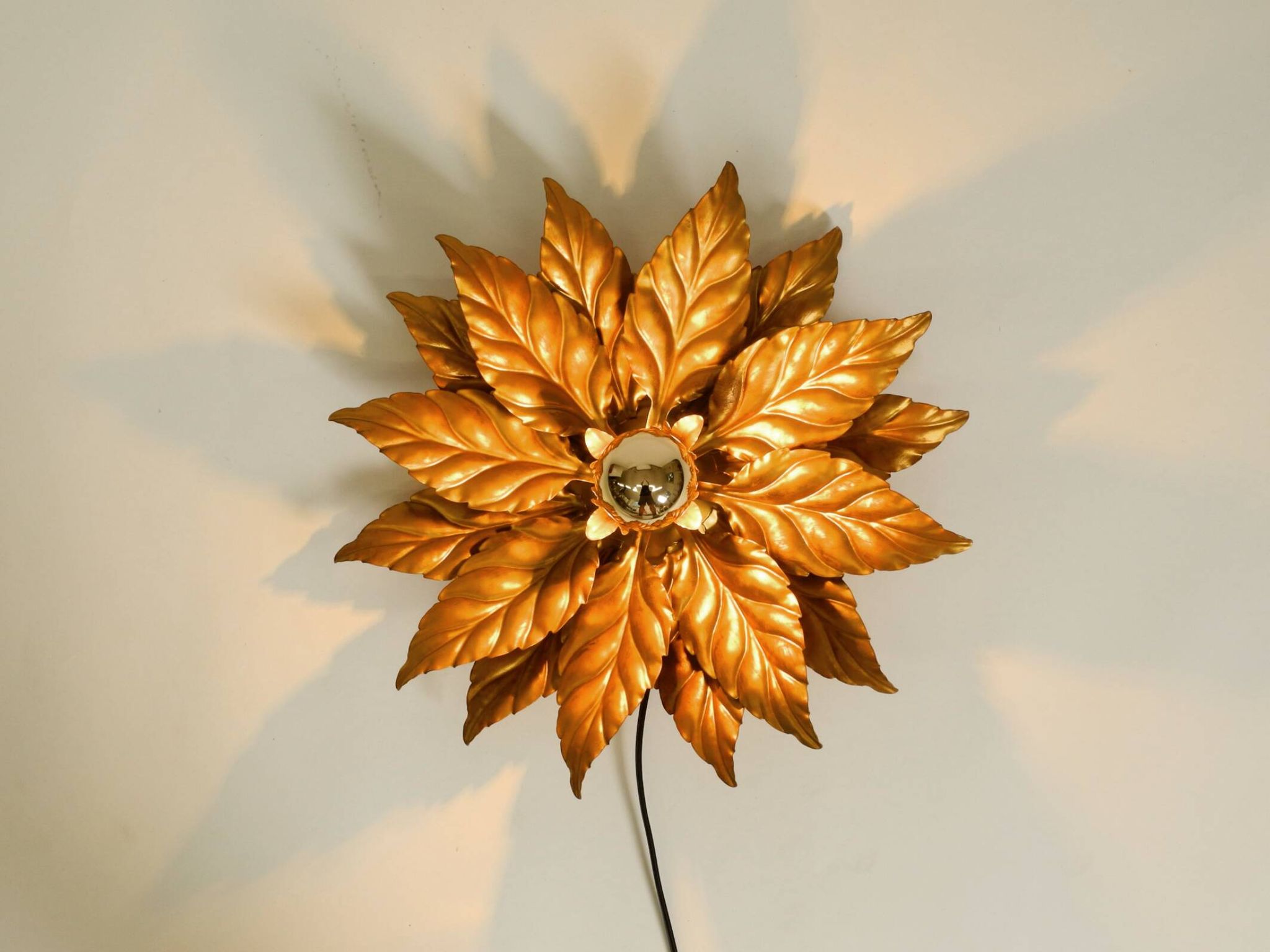 Rare large gold-plated Hans Kögl Florentine-style ceiling or wall lamp from