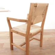 Ensemble de quatre chaises de salle à manger danoises modernes du milieu du siècle en papercord et pin massif.