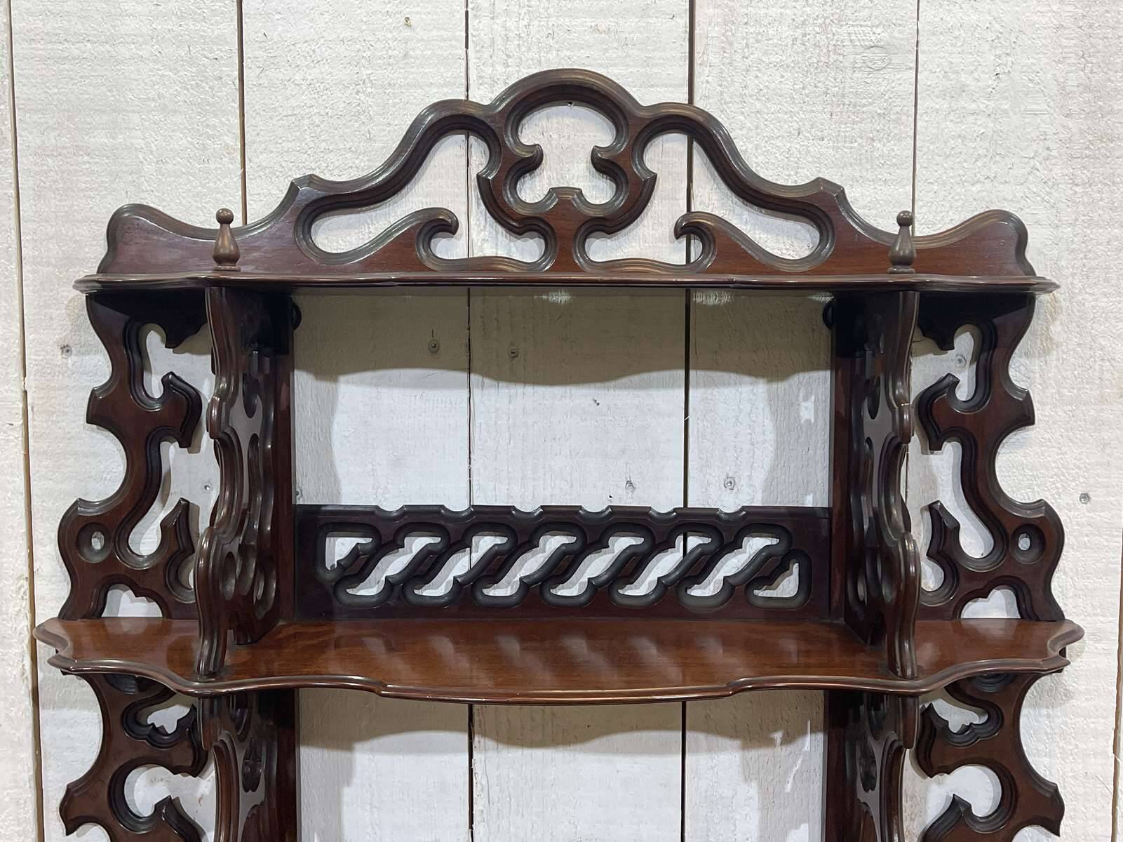 Etagère en acajou fin XIXème à poser ou suspendre