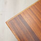 Table basse en acajou, design danois, années 1970, production : Danemark