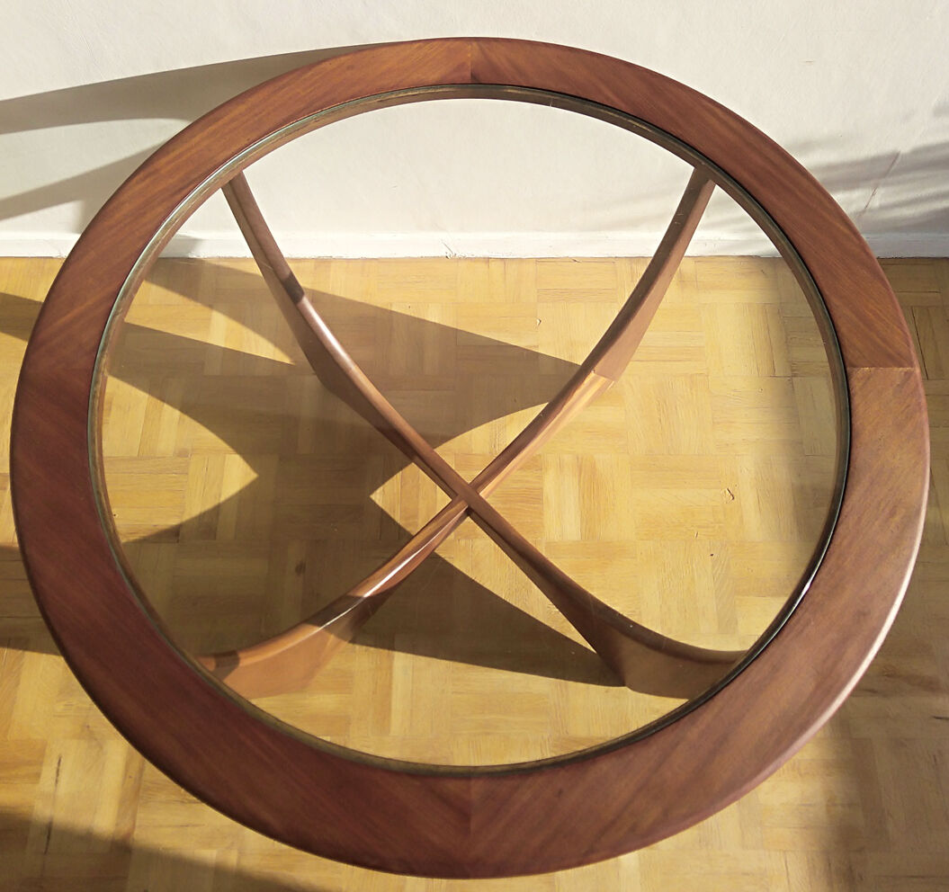 Astro round teak coffee table by Victor Wilkins for G Plan Edition - 1960