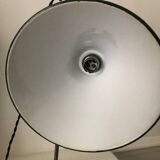 Articulated desk lamp