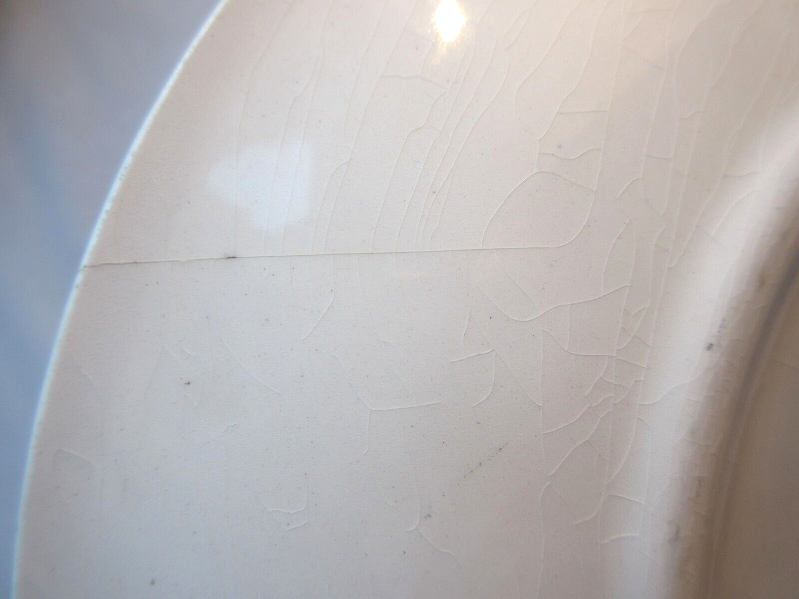 Game model plate signed gien, hunting birds, bustards