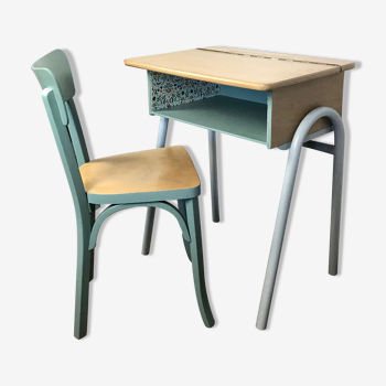 Desk and chair set