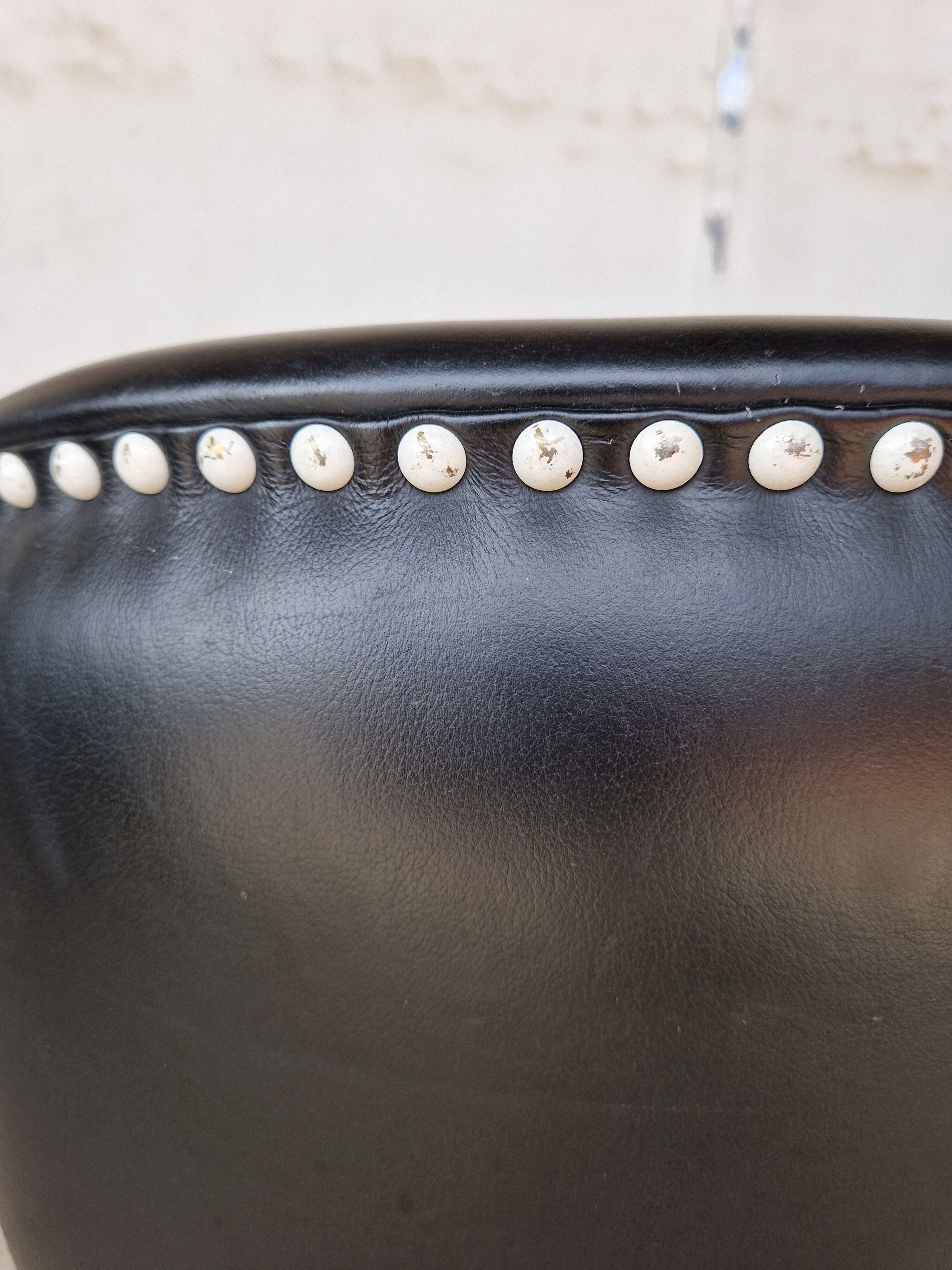 Pair of armchairs in imitation leather