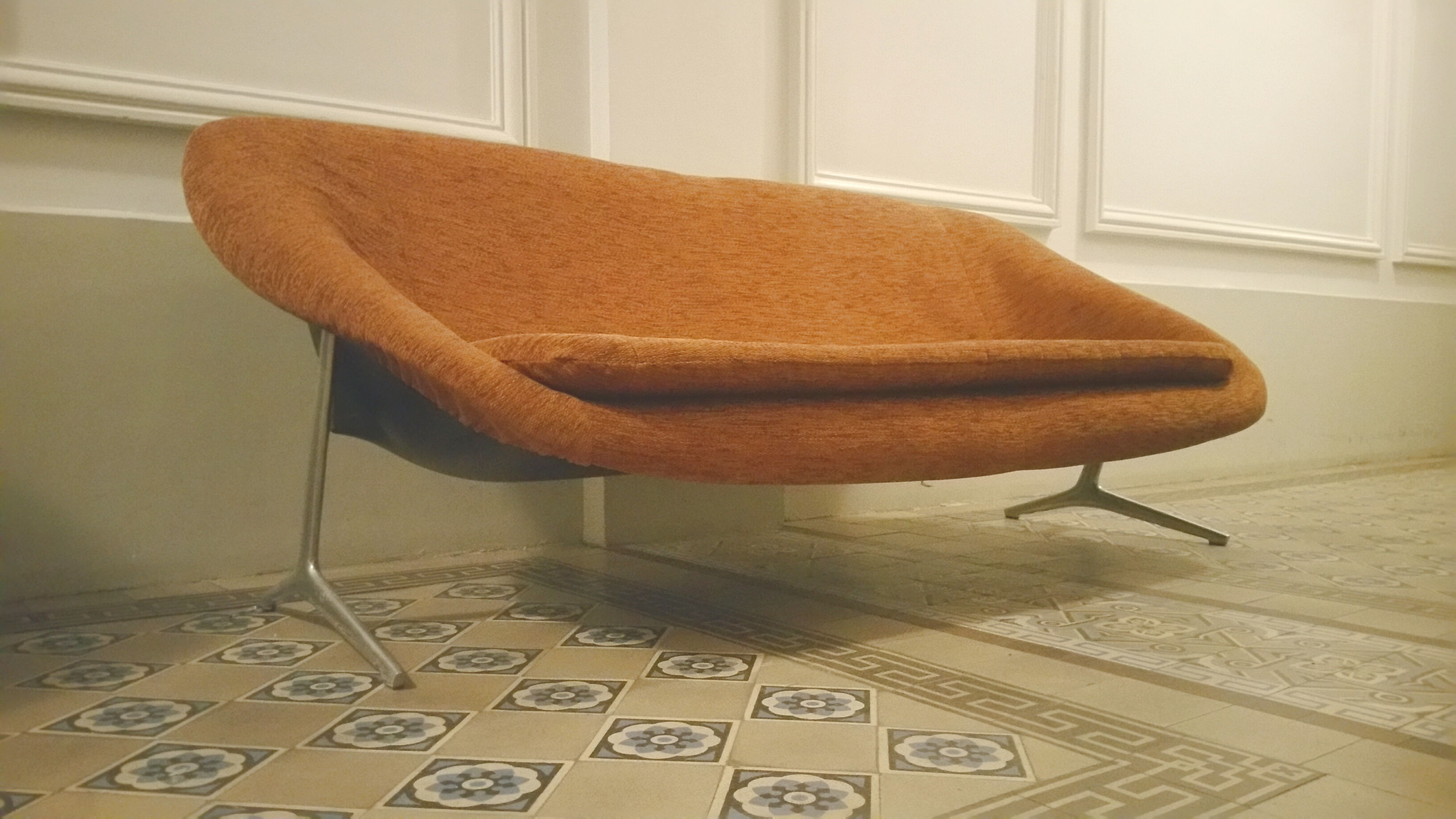 Couch Egg of Walter S. Chenery for Lurashell