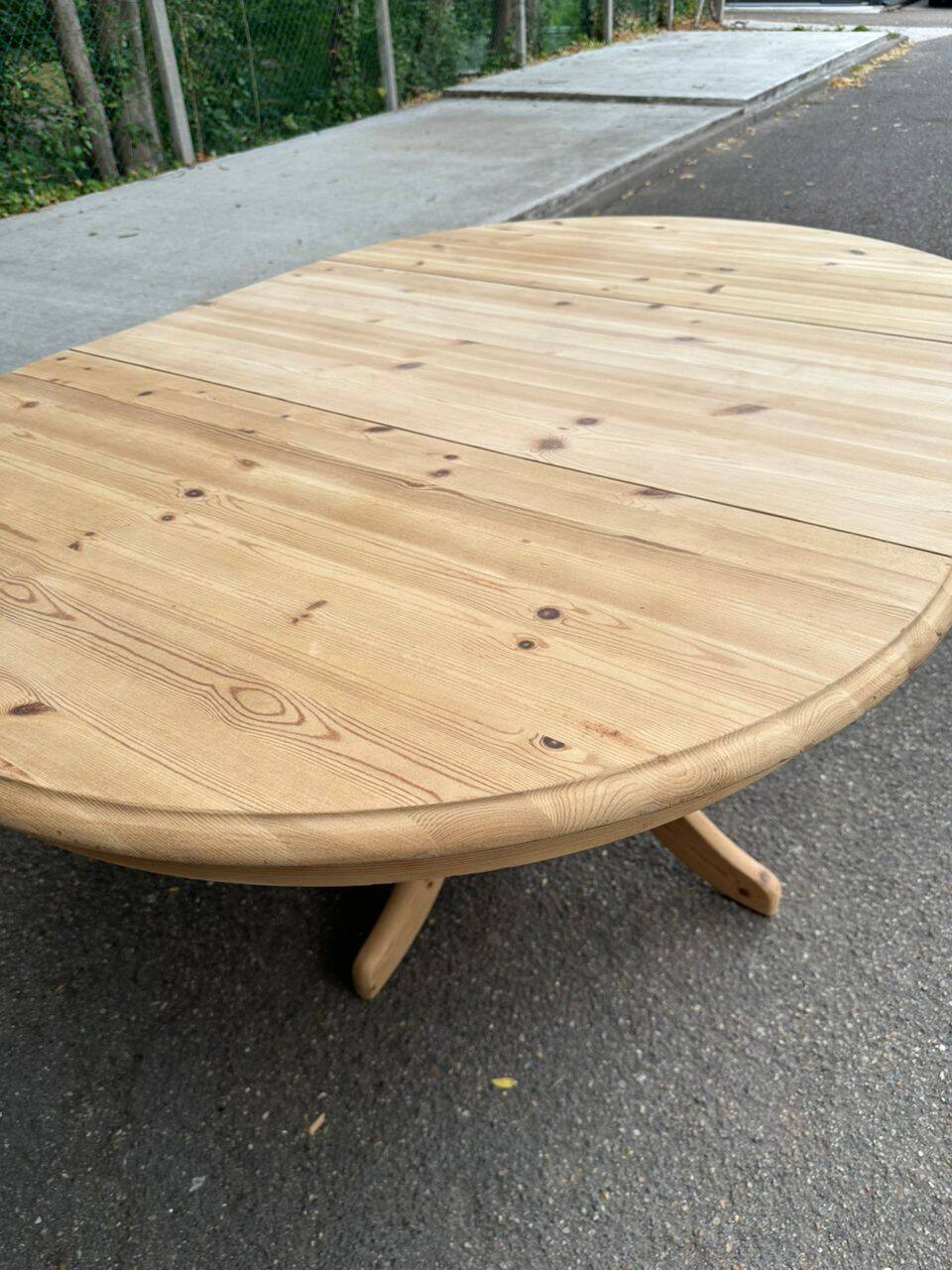 Table de repas ronde extensible en bois massif brut