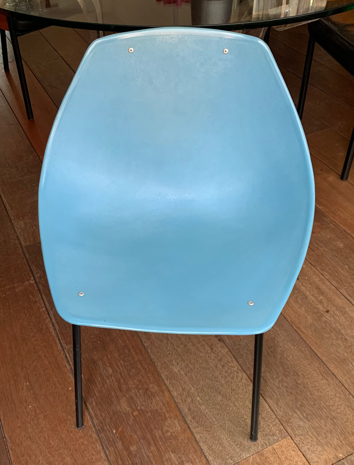 Pierre Guariche Meurop shell chair