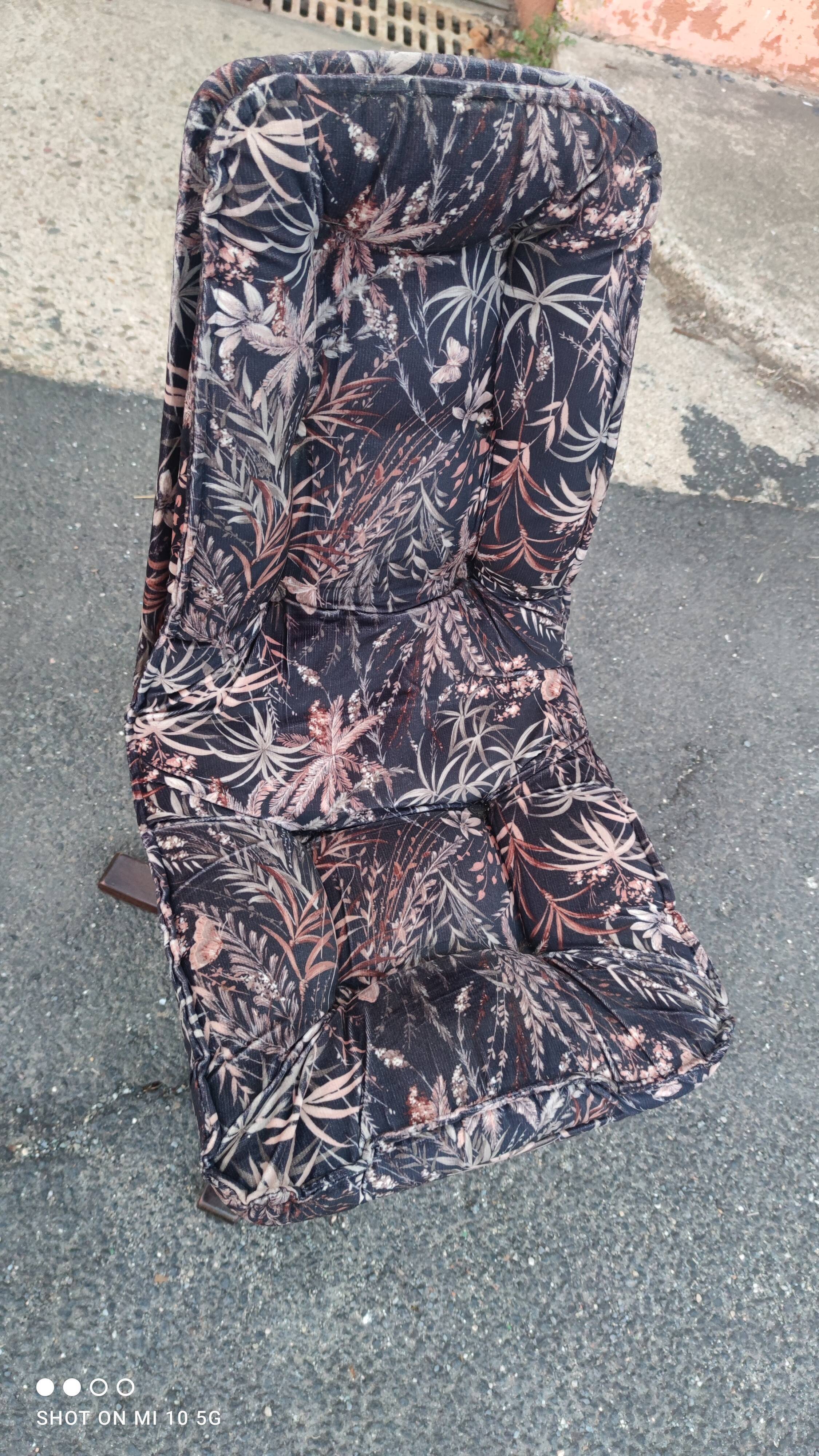 Série de 6 chaises ergonomiques et tournantes scandinave vers 1975