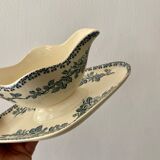 Old sauce pot in iron earth, Guadeloupe model of Saint amand