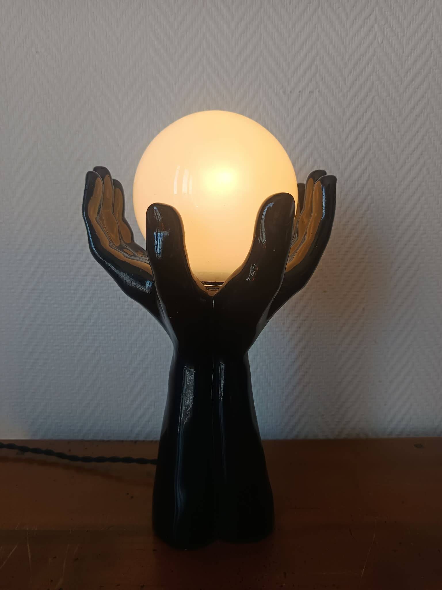 Vintage 1970s mains lamp