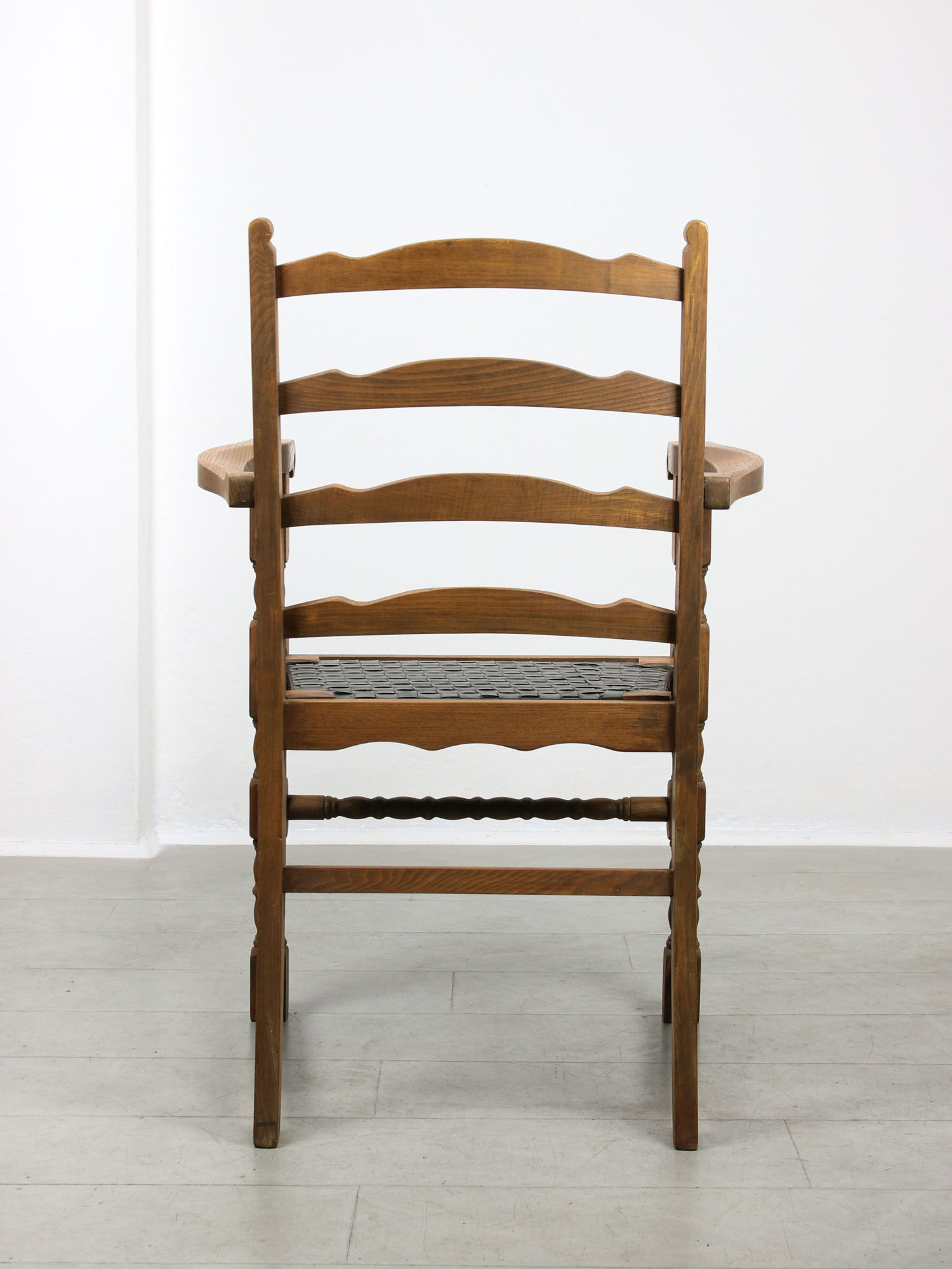 Chaises médiévales vintage en chêne, lot de 4