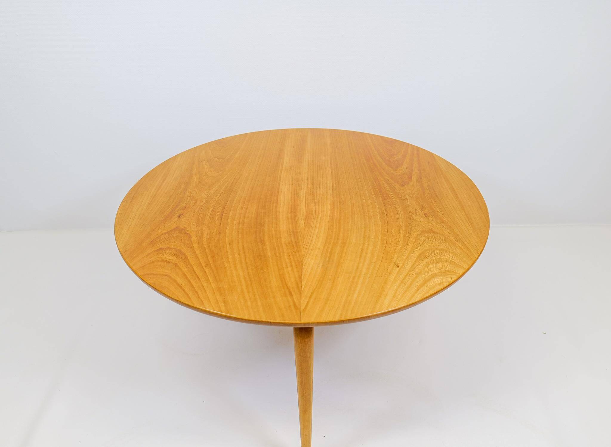 Large 'Annika' coffee table by Bruno Mathsson, early Swedish Grace from the 1930s.